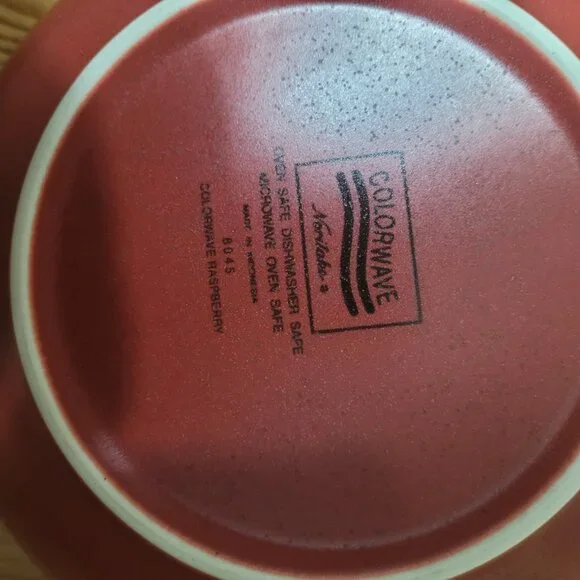 Noritake Colorwave Raspberry 9" Round Vegetable Bowl - Picture 3 of 3